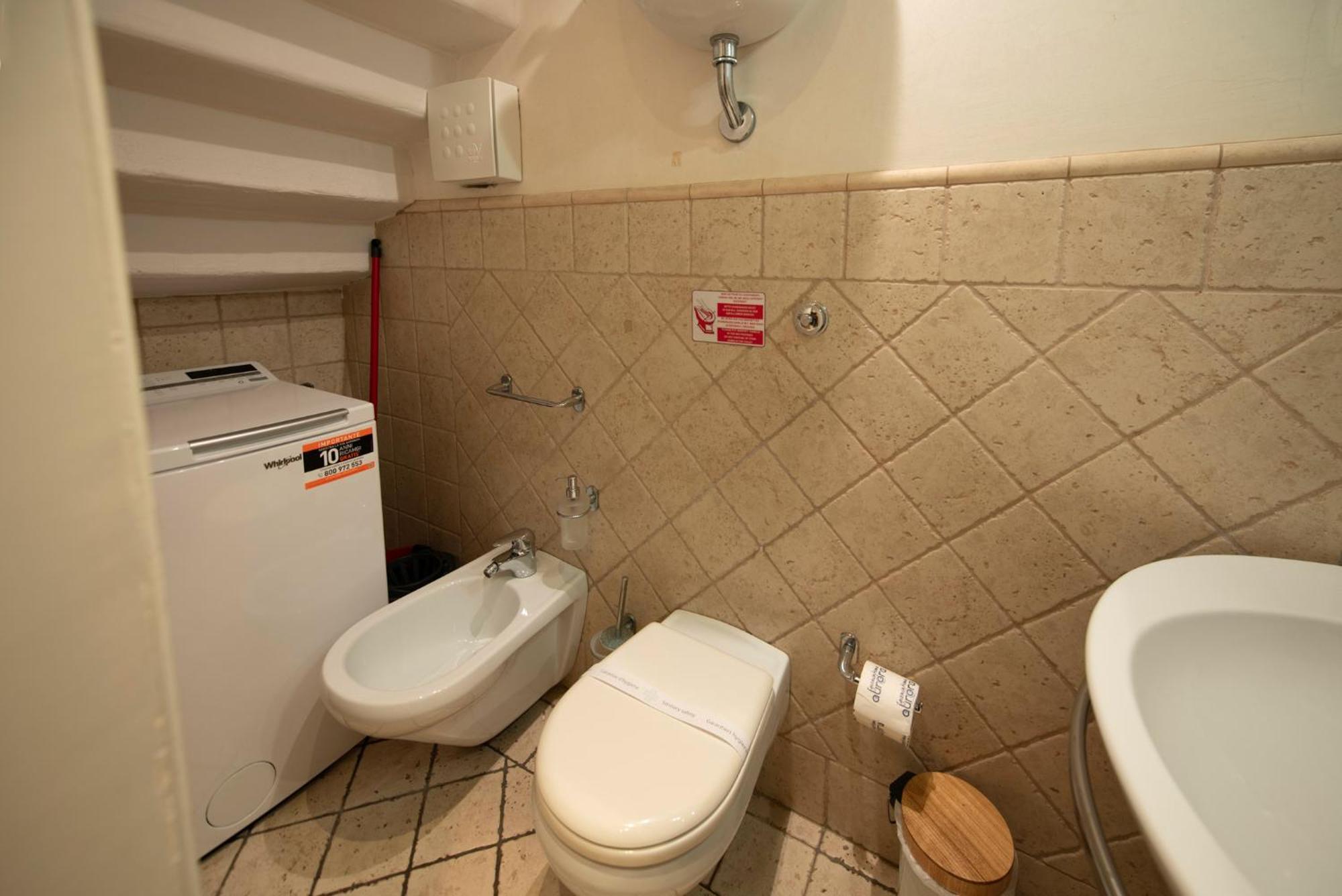 Terme Apartment By Mamo Флоренция Экстерьер фото